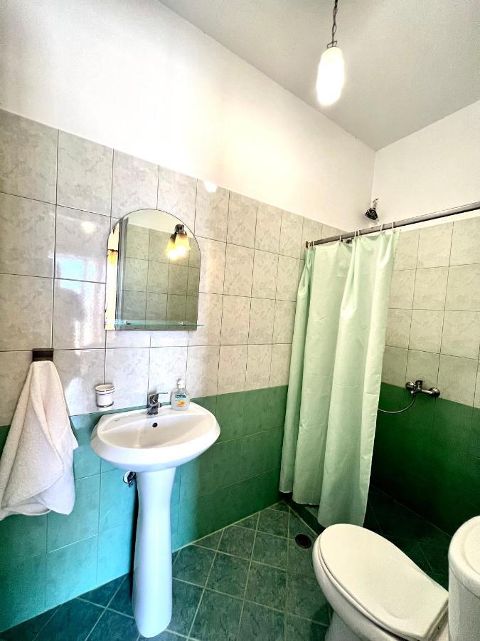 J&B Rooms Dhërmi Extérieur photo